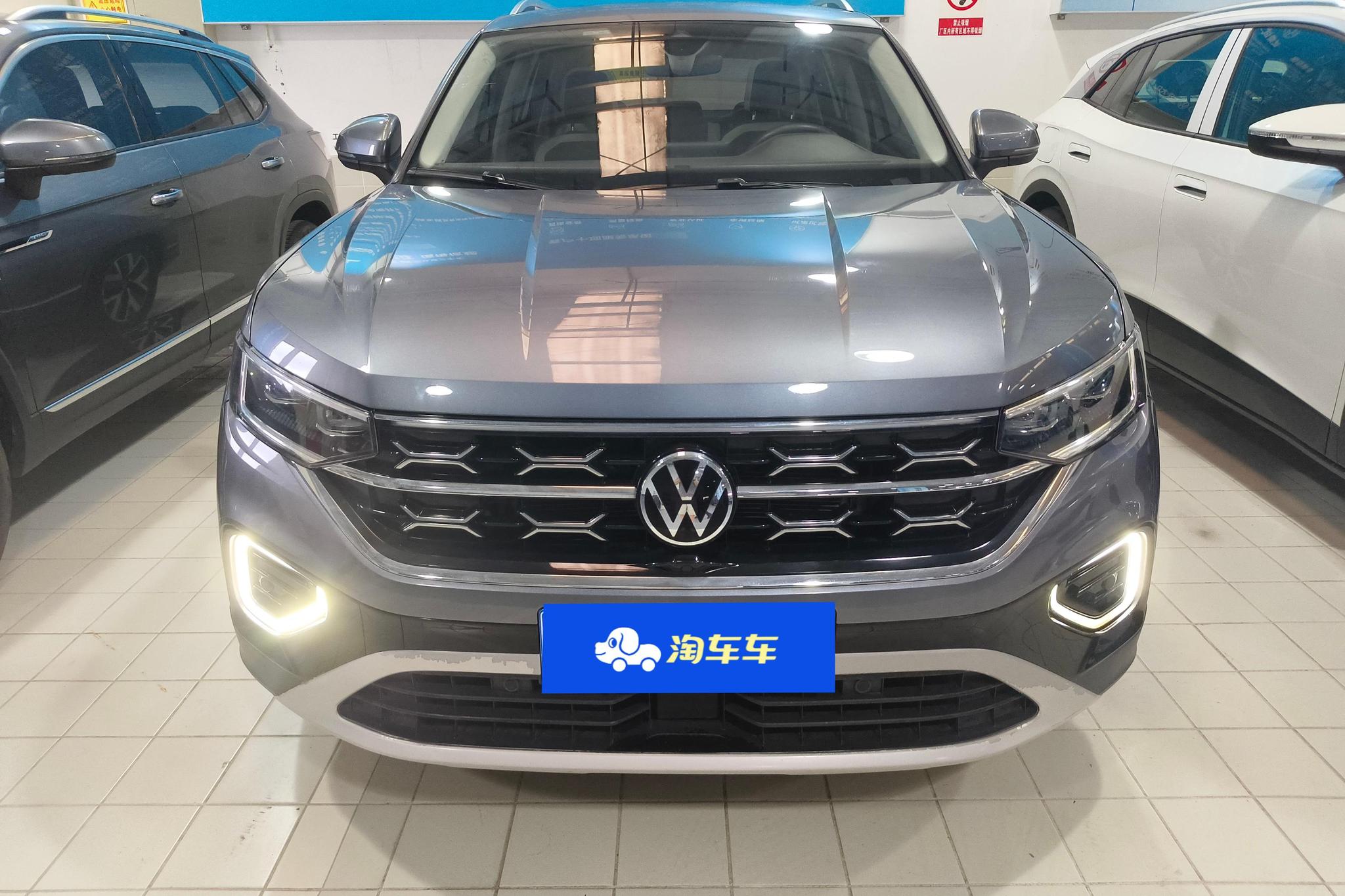 Volkswagen Tanyue 2023 Темно-серый из Китая, фото 4