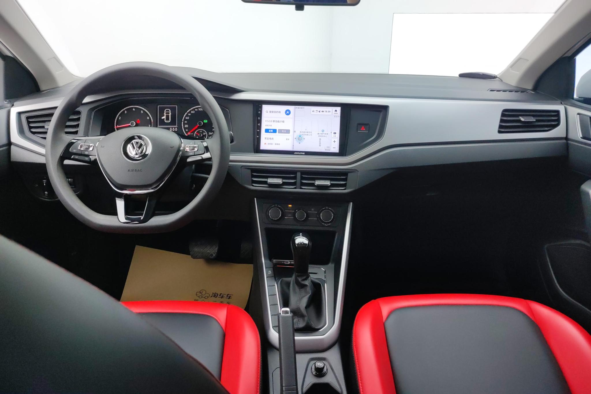 Volkswagen Polo 2019 Белый из Китая