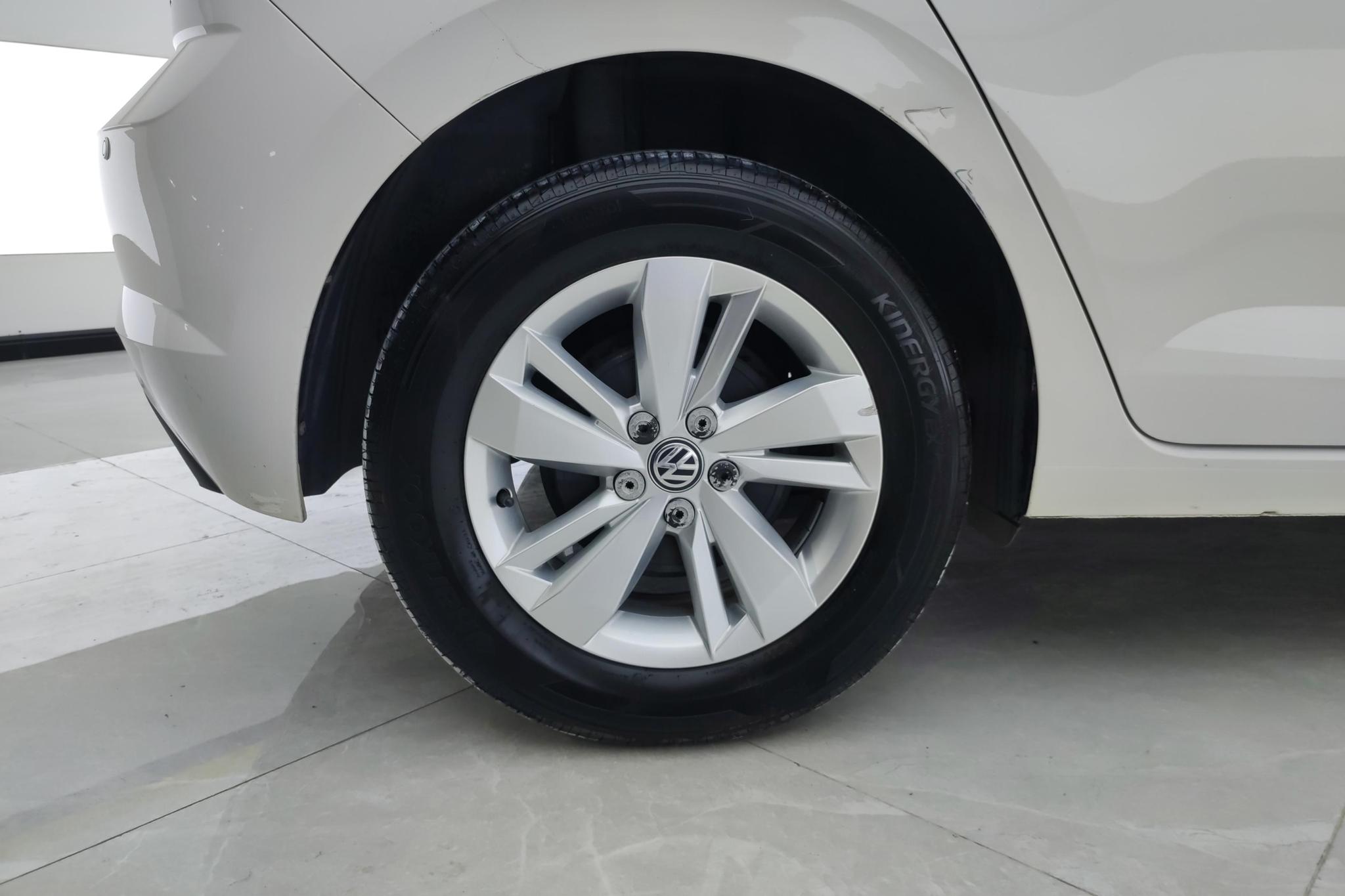 Volkswagen Polo 2019 Белый из Китая, фото 5