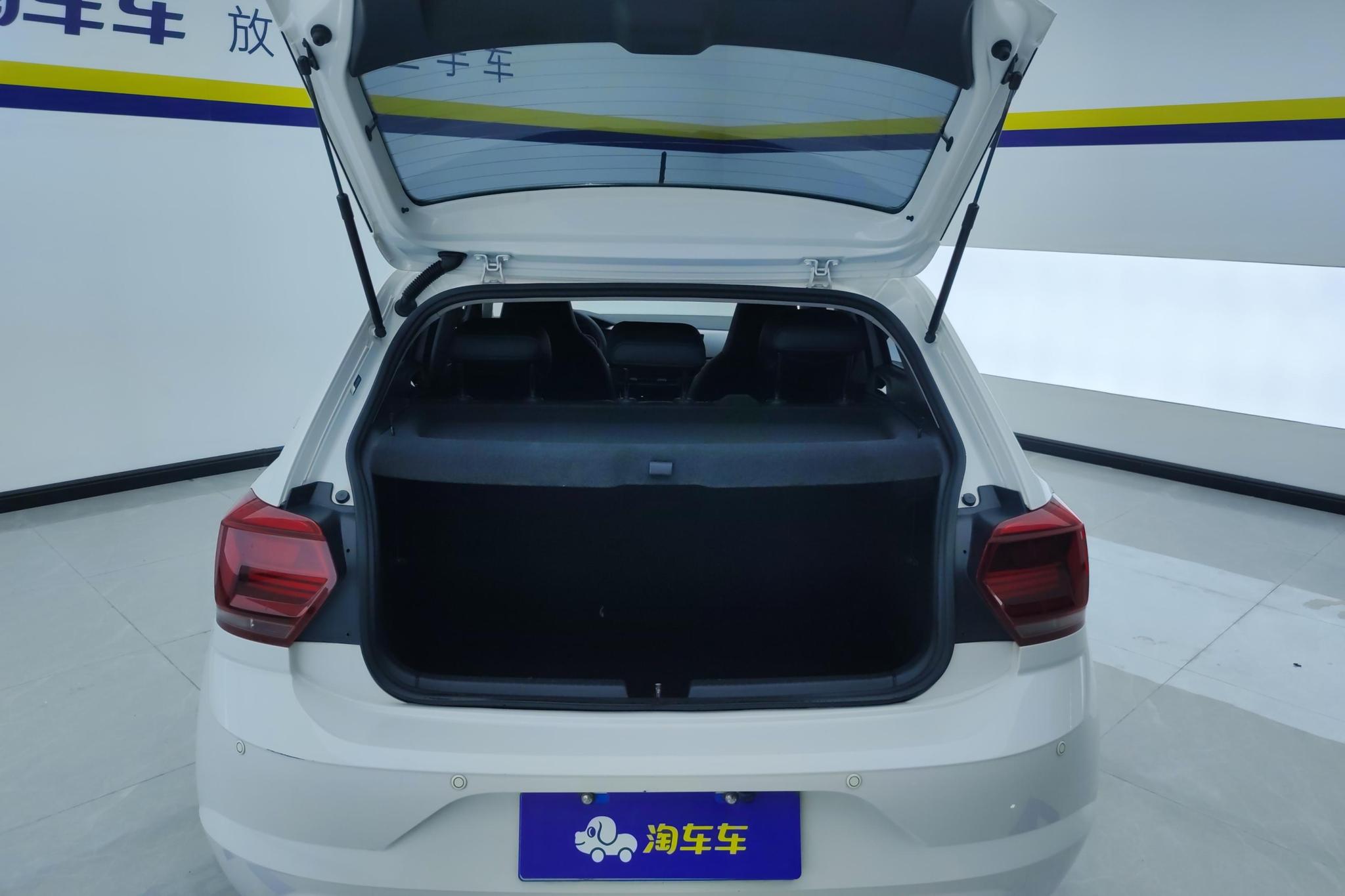 Volkswagen Polo 2019 Белый из Китая, фото 6