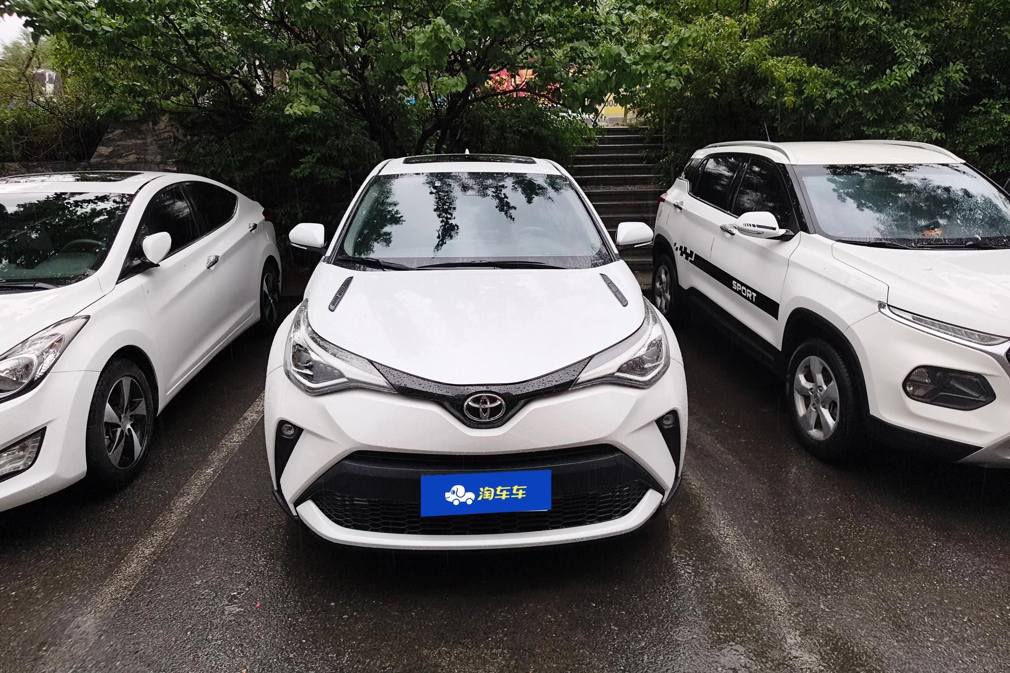 Toyota C-HR id 4451482 из Китая 14