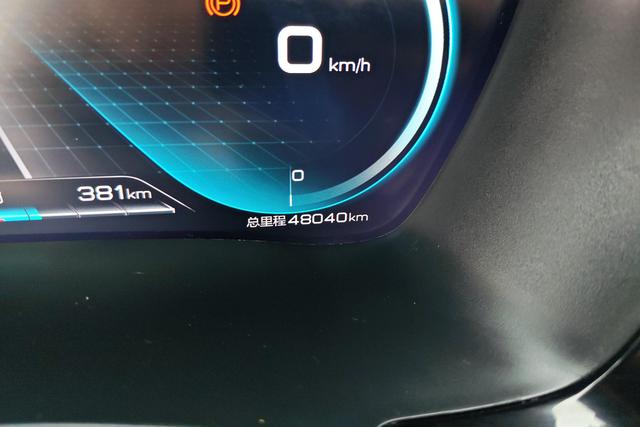 BYD SONG PLUS EV 2021 — фото 11