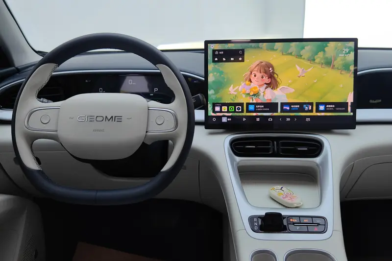 Geely Galaxy Starwish — фото 9