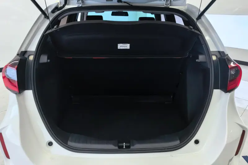 Honda Fit — фото 10