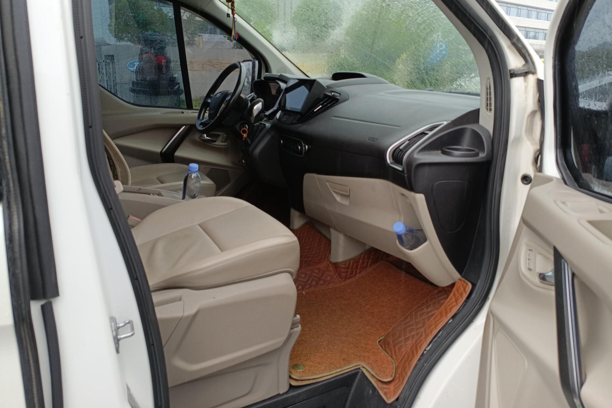 Ford Tourneo 2020 2.0T AT