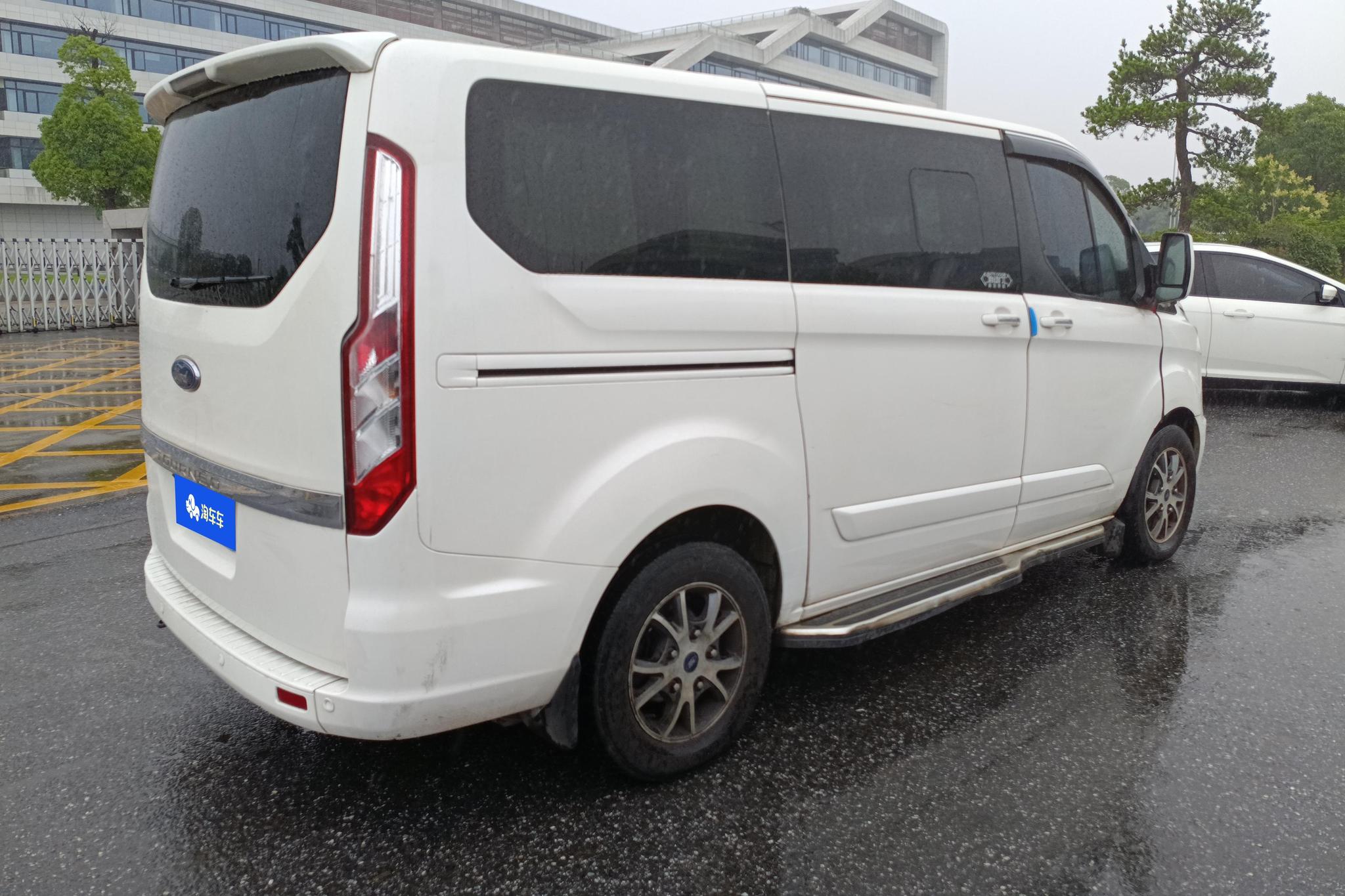 Ford Tourneo 2020 2.0T AT