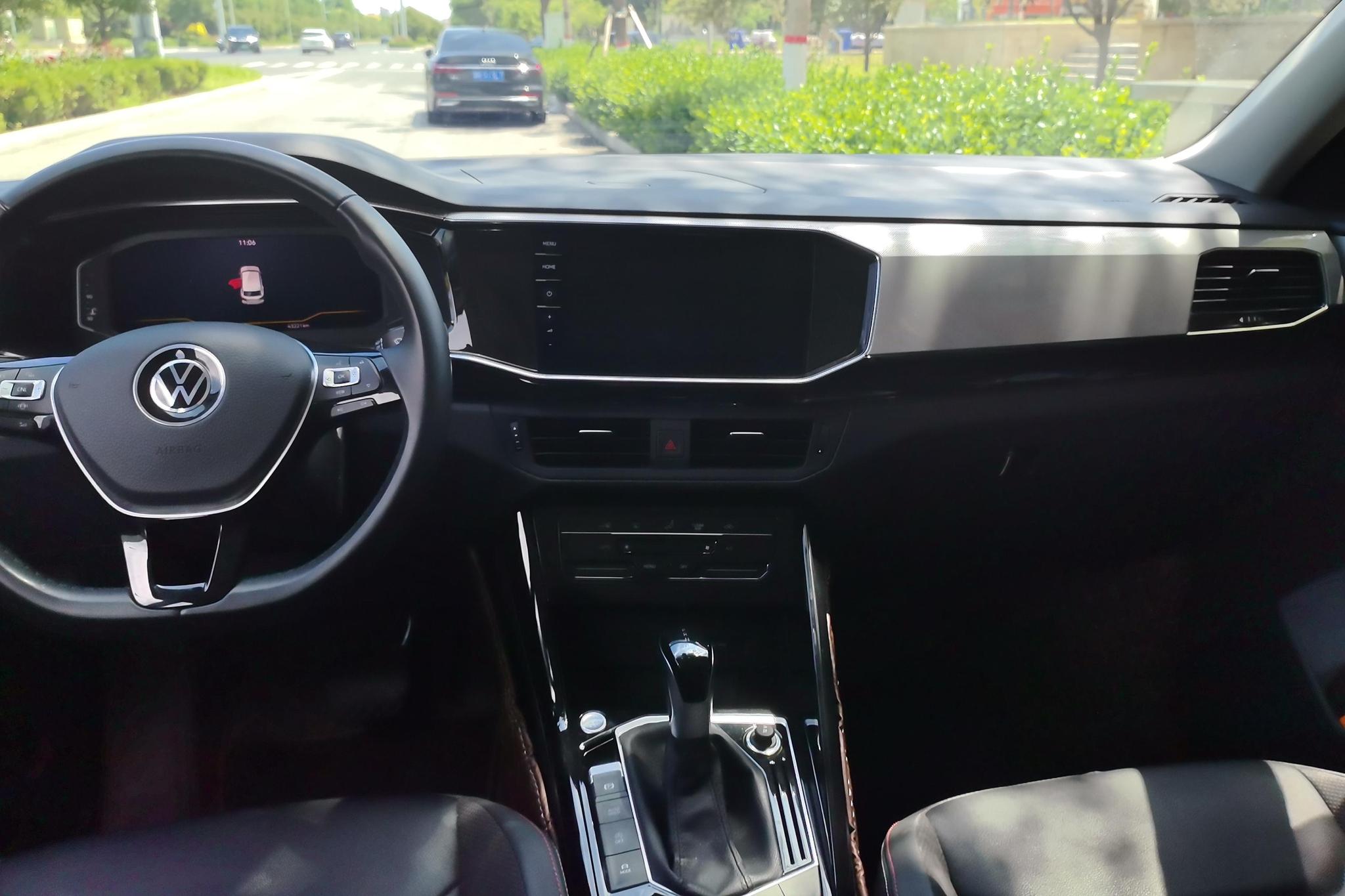 Volkswagen Tanyue 2021 Белый из Китая, фото 2
