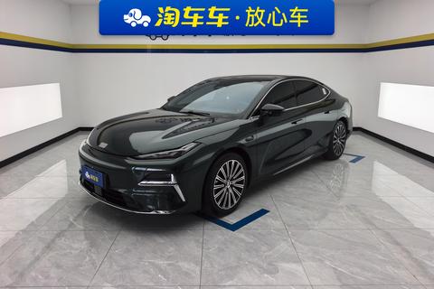 Geely Galaxy Starshine 8 PHEV