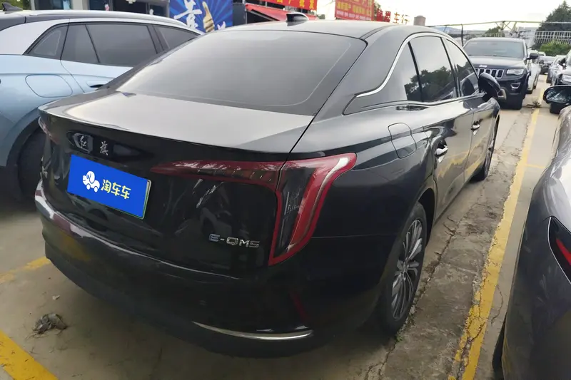 Hongqi E-QM5 — фото 3