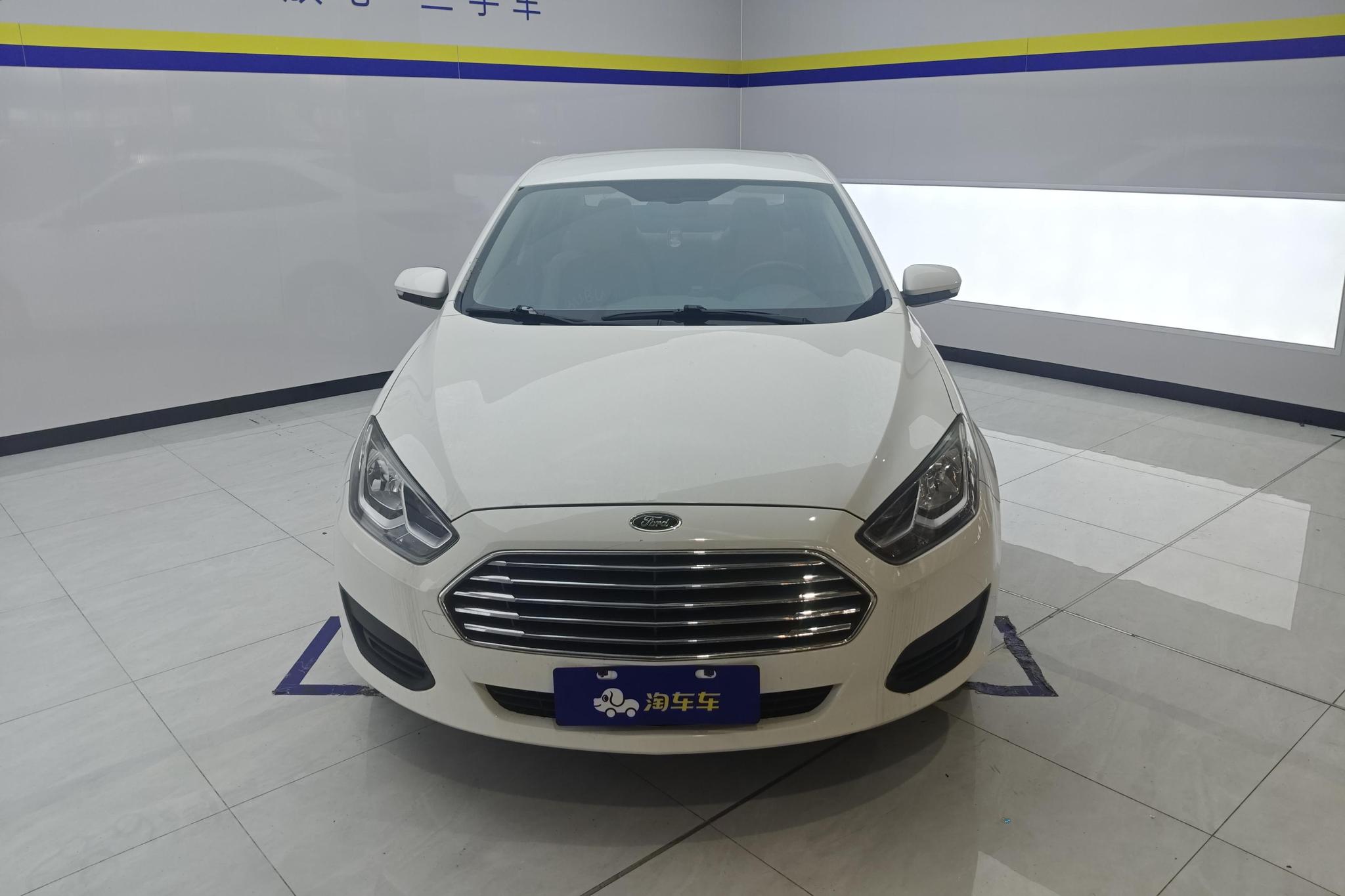 Ford Escort 2017 1.5L AT Comfort