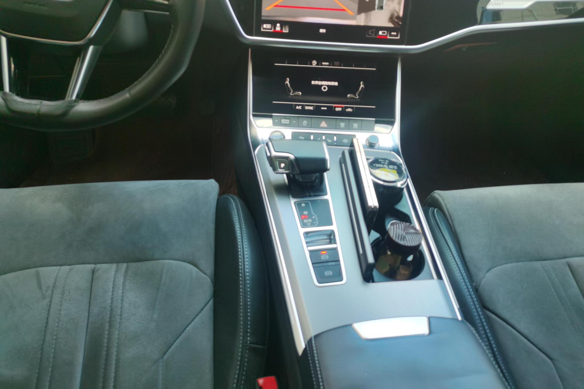 Audi A6L 2021 Черный из Китая, фото 5