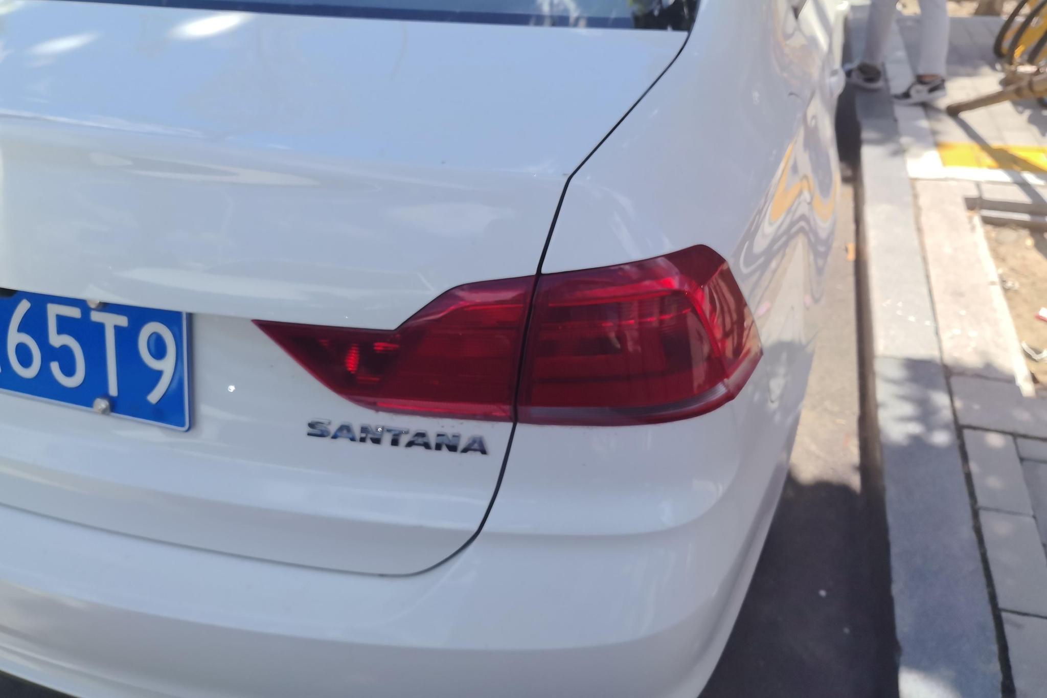 Volkswagen Santana id 4453837 из Китая 10