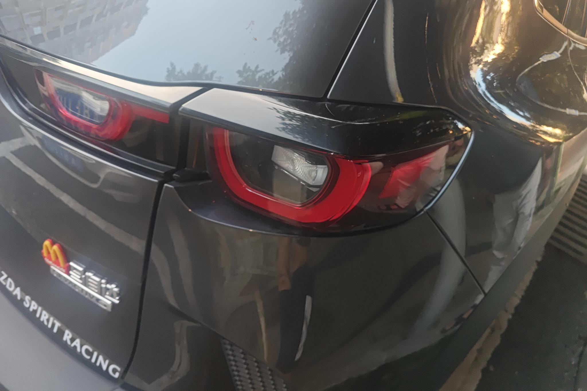 Mazda CX-50 line also 2023 Темно-серый из Китая