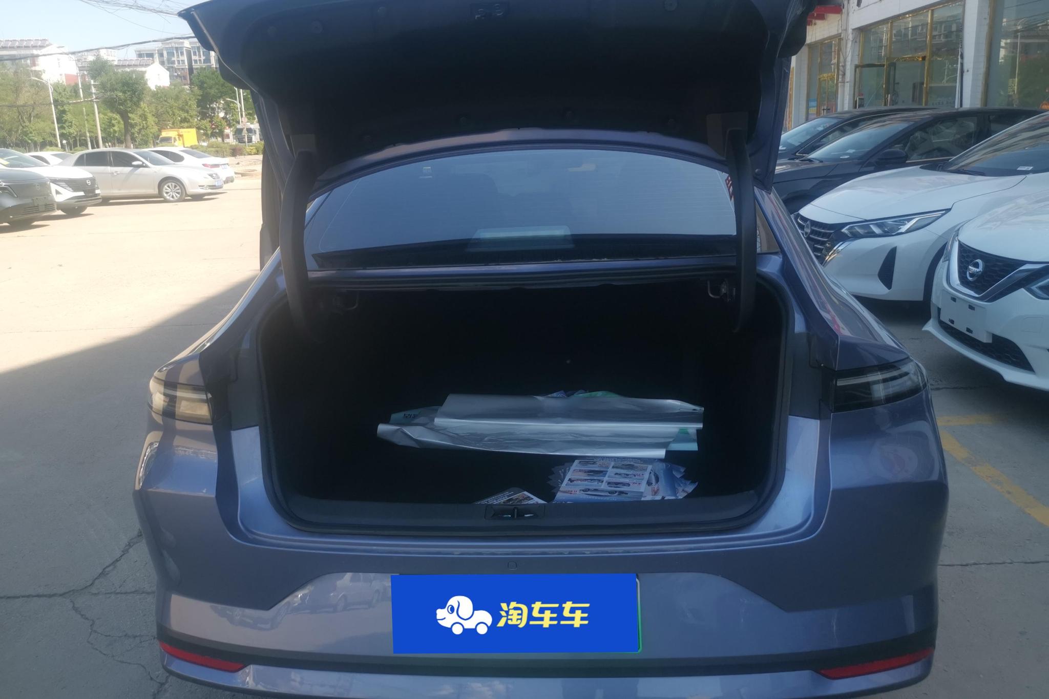 Nissan N6 id 4439848 из Китая 9