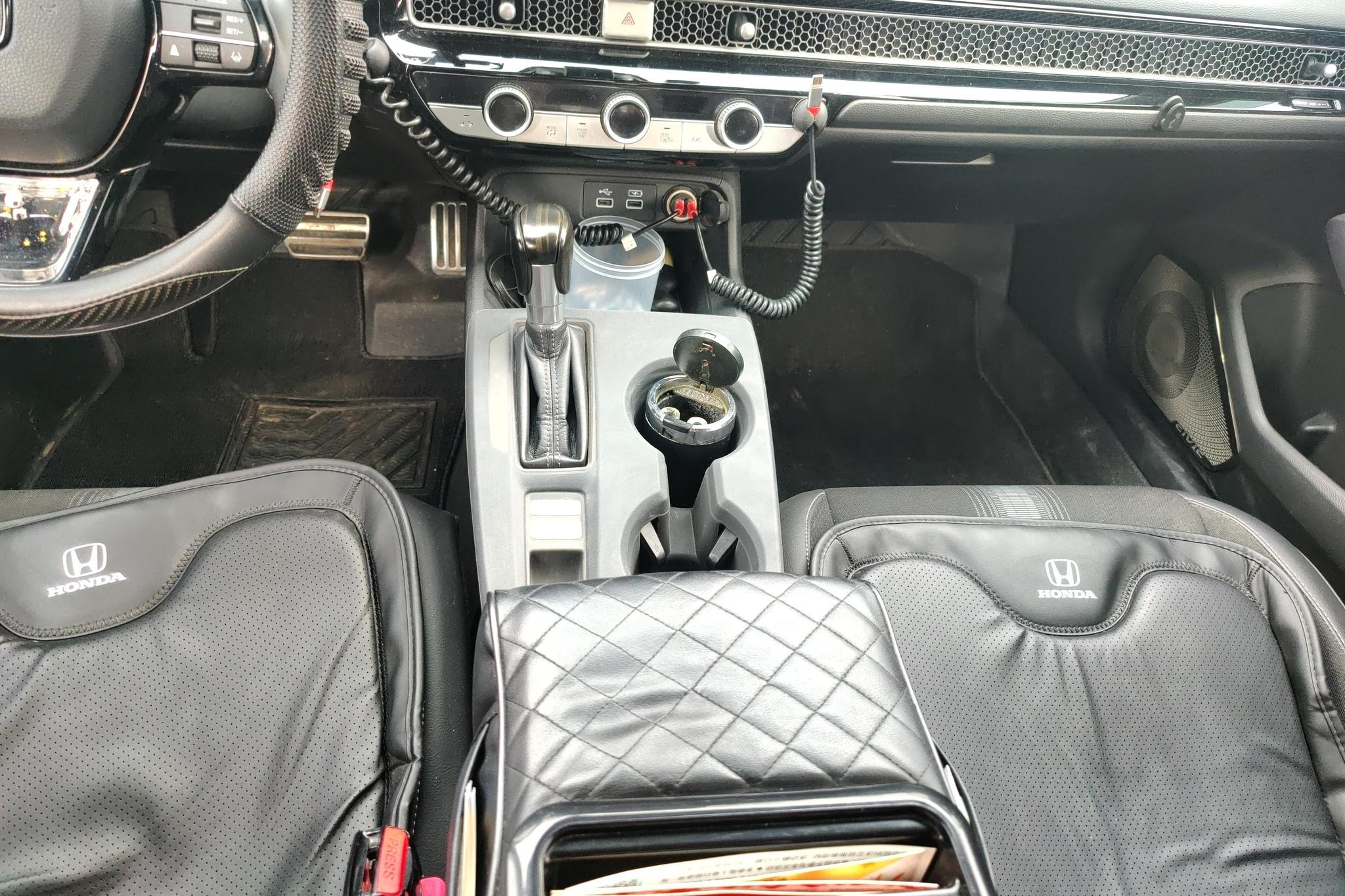 Honda Civic id 4451821 из Китая 7