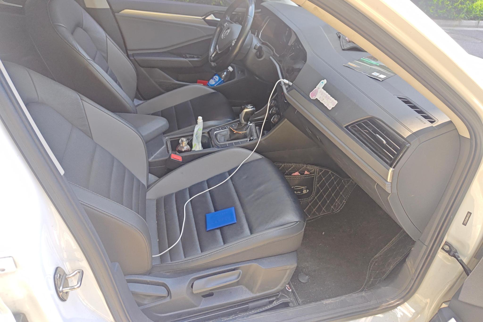 Volkswagen Sagitar id 4438371 из Китая 12