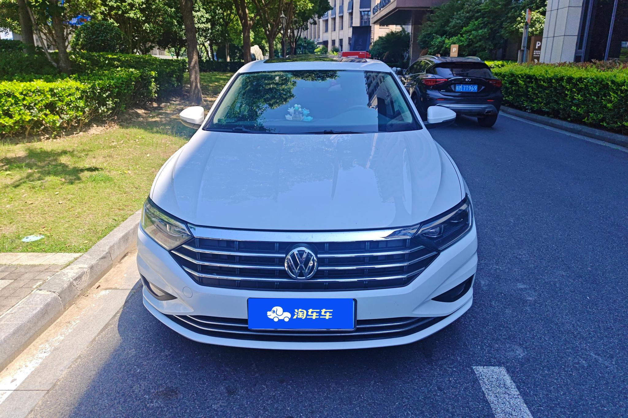 Volkswagen Sagitar id 4438371 из Китая 13