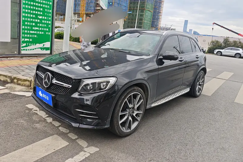 Mercedes-Benz GLC AMG — фото 1