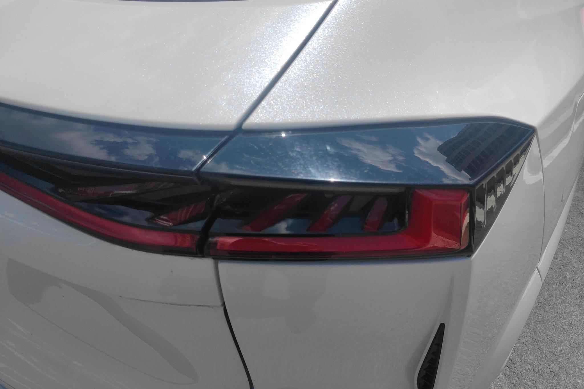 Chang'an UNI-Z PHEV id 4439914 из Китая 14