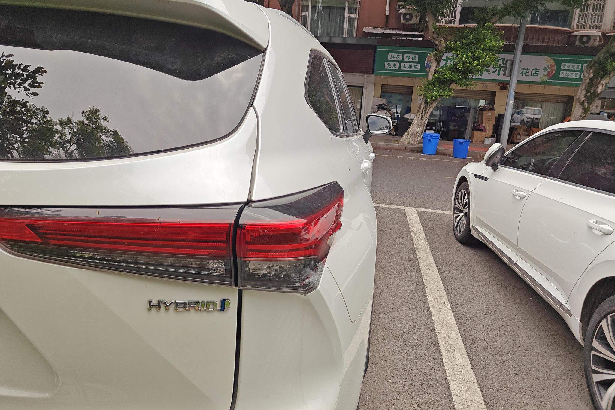 Toyota Highlander id 4451616 из Китая 8