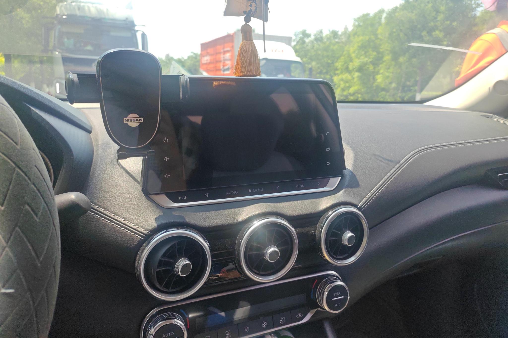 Nissan Xuan Yi id 4461591 из Китая 8