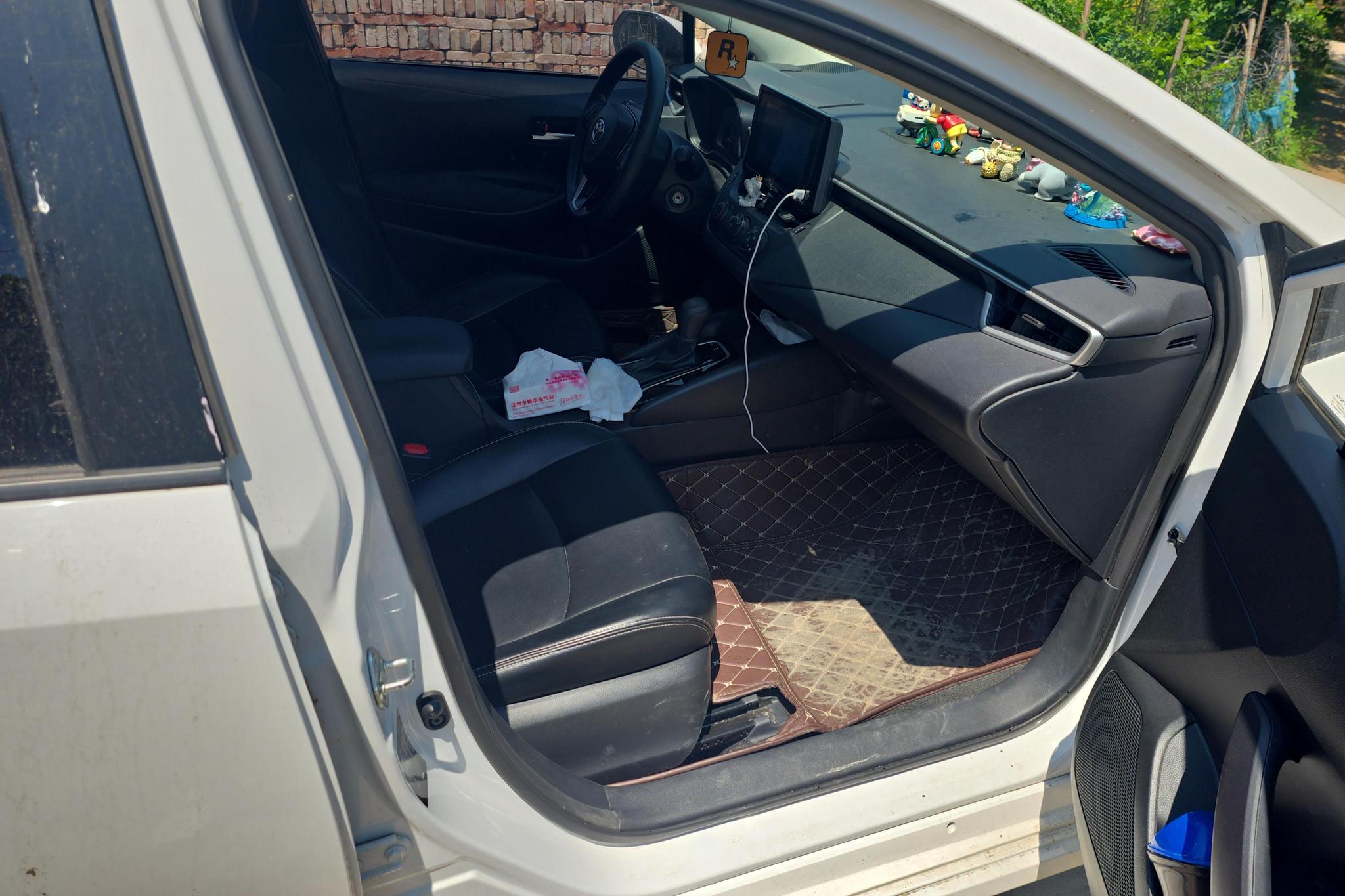 Toyota Corolla 2022 - фото 6