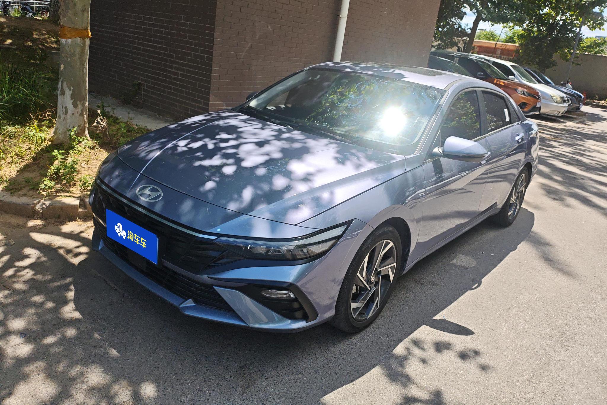 Hyundai Elantra 2023 Синий из Китая