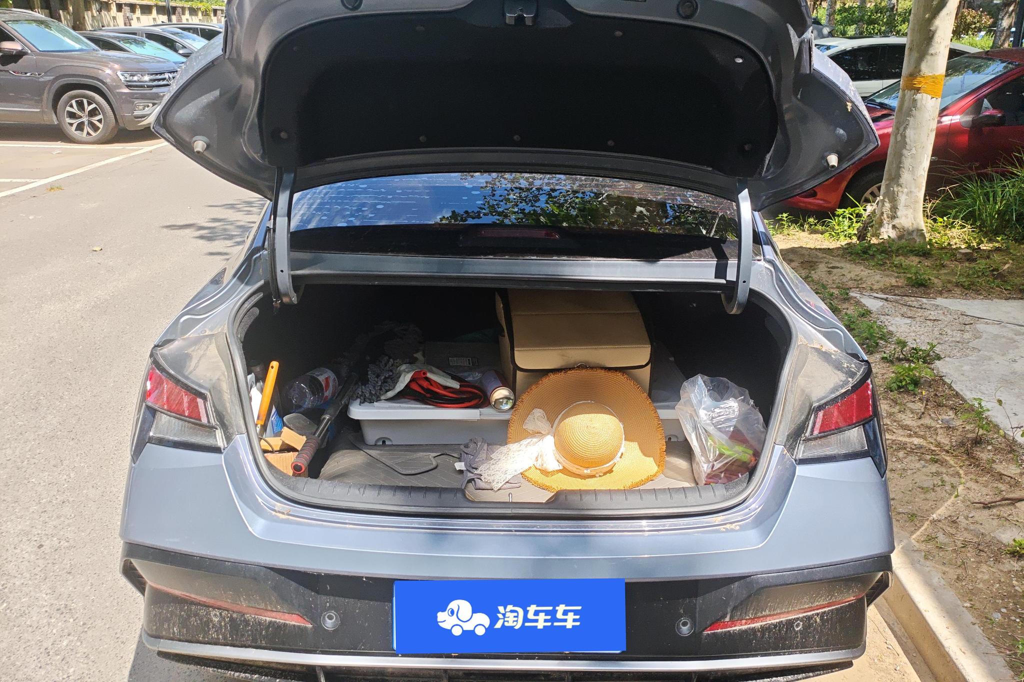 Hyundai Elantra id 4454160 из Китая 14
