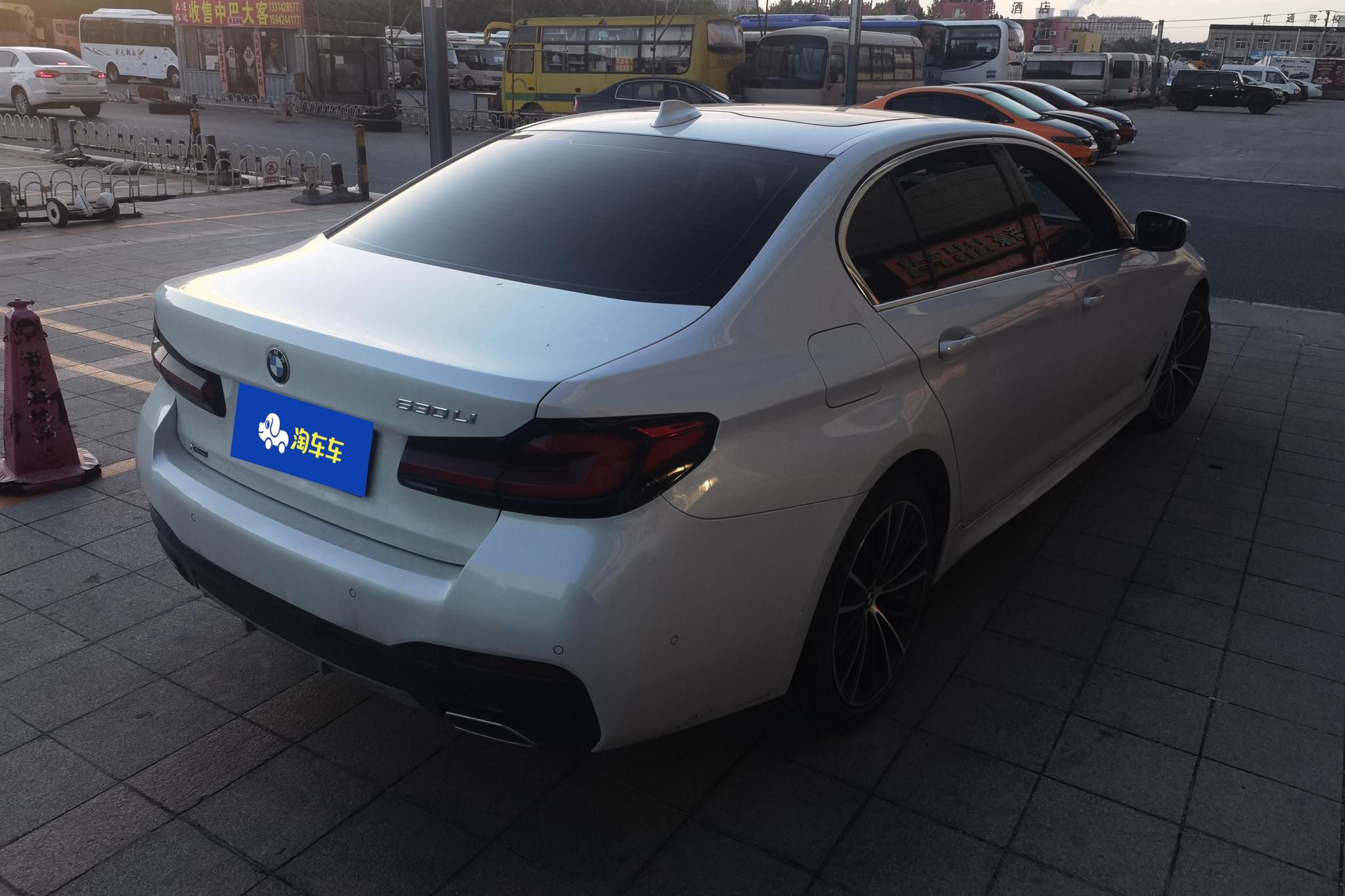 BMW 5 series 2021 Белый из Китая, фото 2