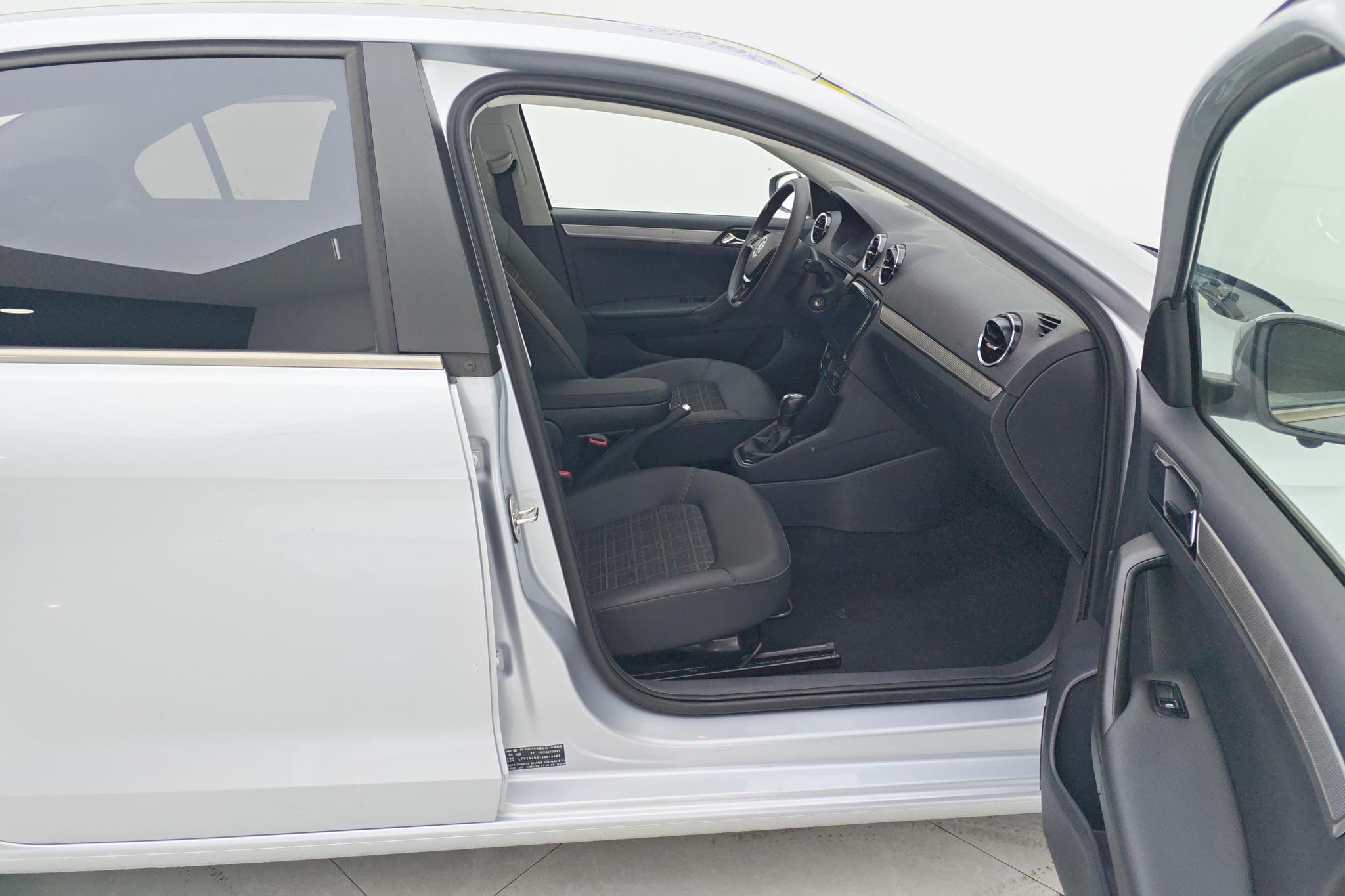 Volkswagen Jetta 2017 1.5L AT Comfort