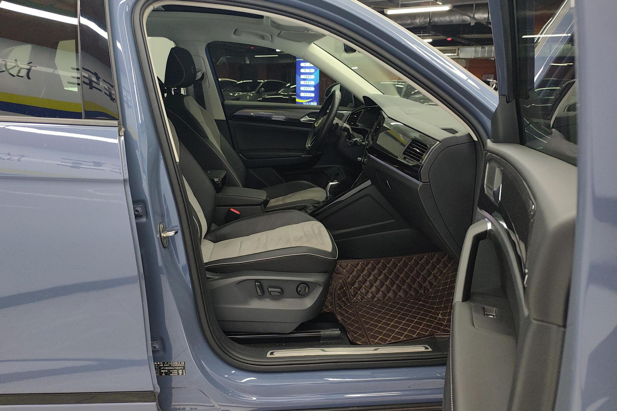 Volkswagen TayronX X 2020 330TSI Luxury Smart Connect