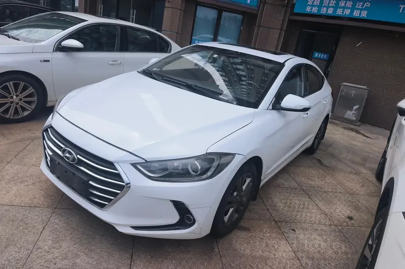 Hyundai Elantra
