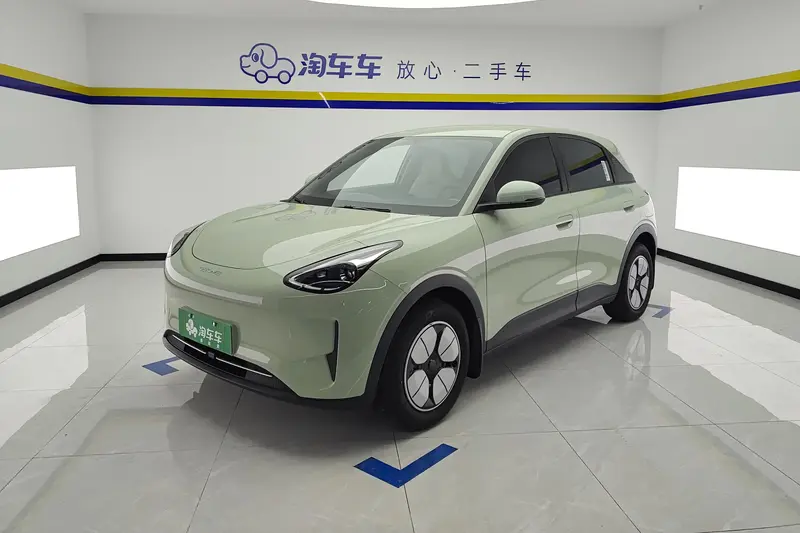 Geely Galaxy Starwish — фото 1