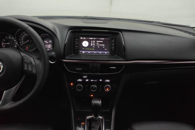 Mazda Atz 2015 — фото 10