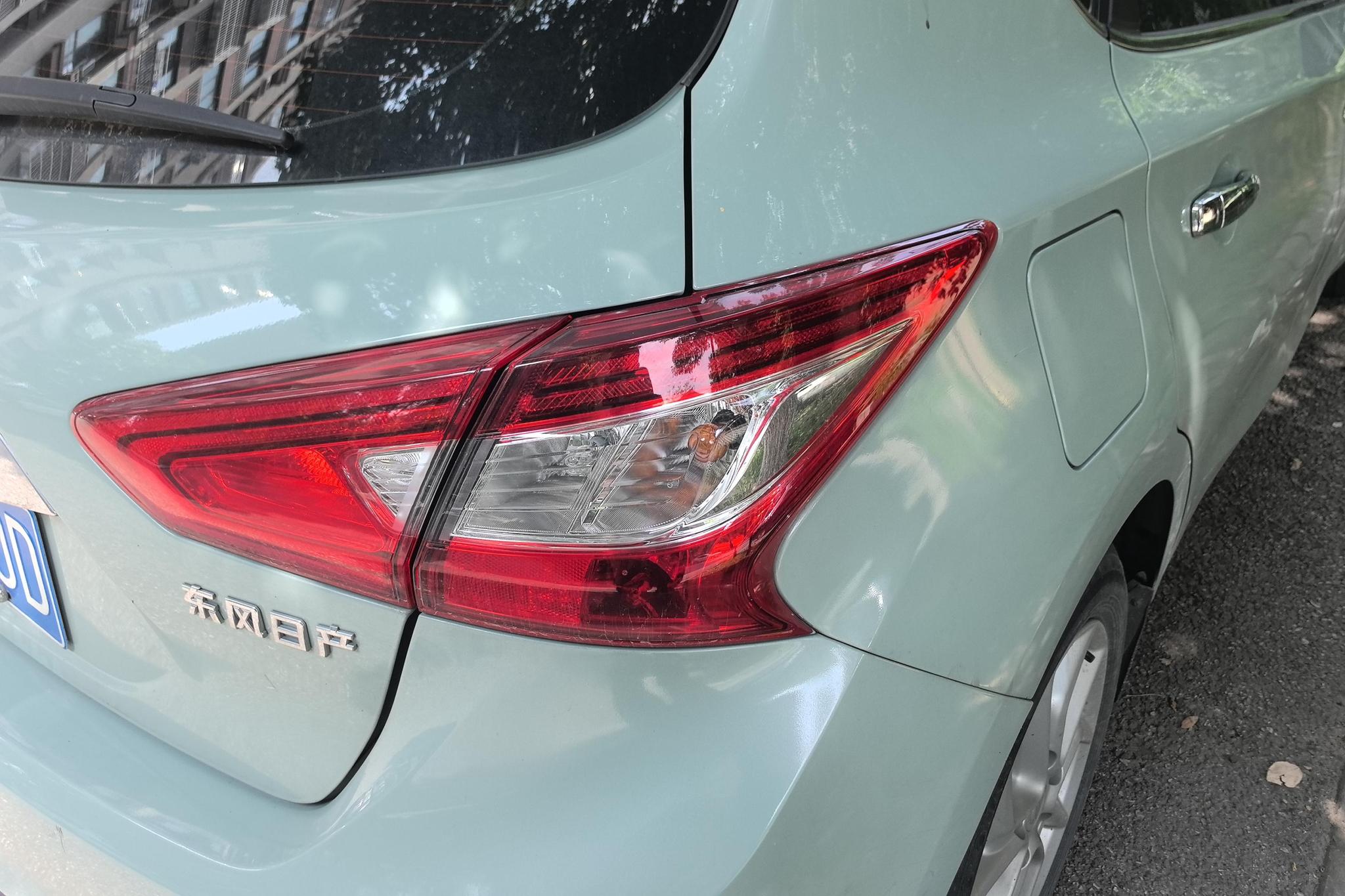 Nissan TIIDA id 4438717 из Китая 8