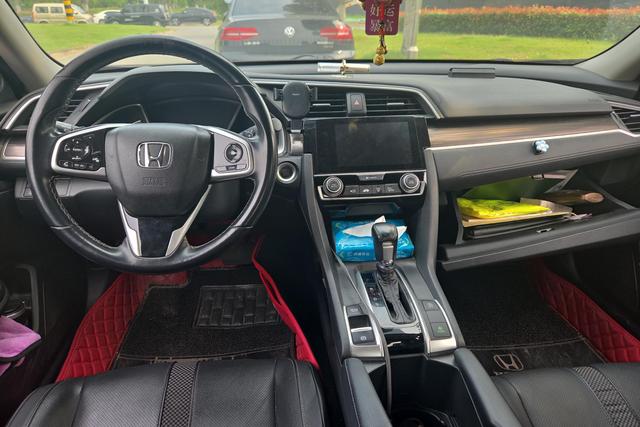 2019 Honda Civic thumbnail 4
