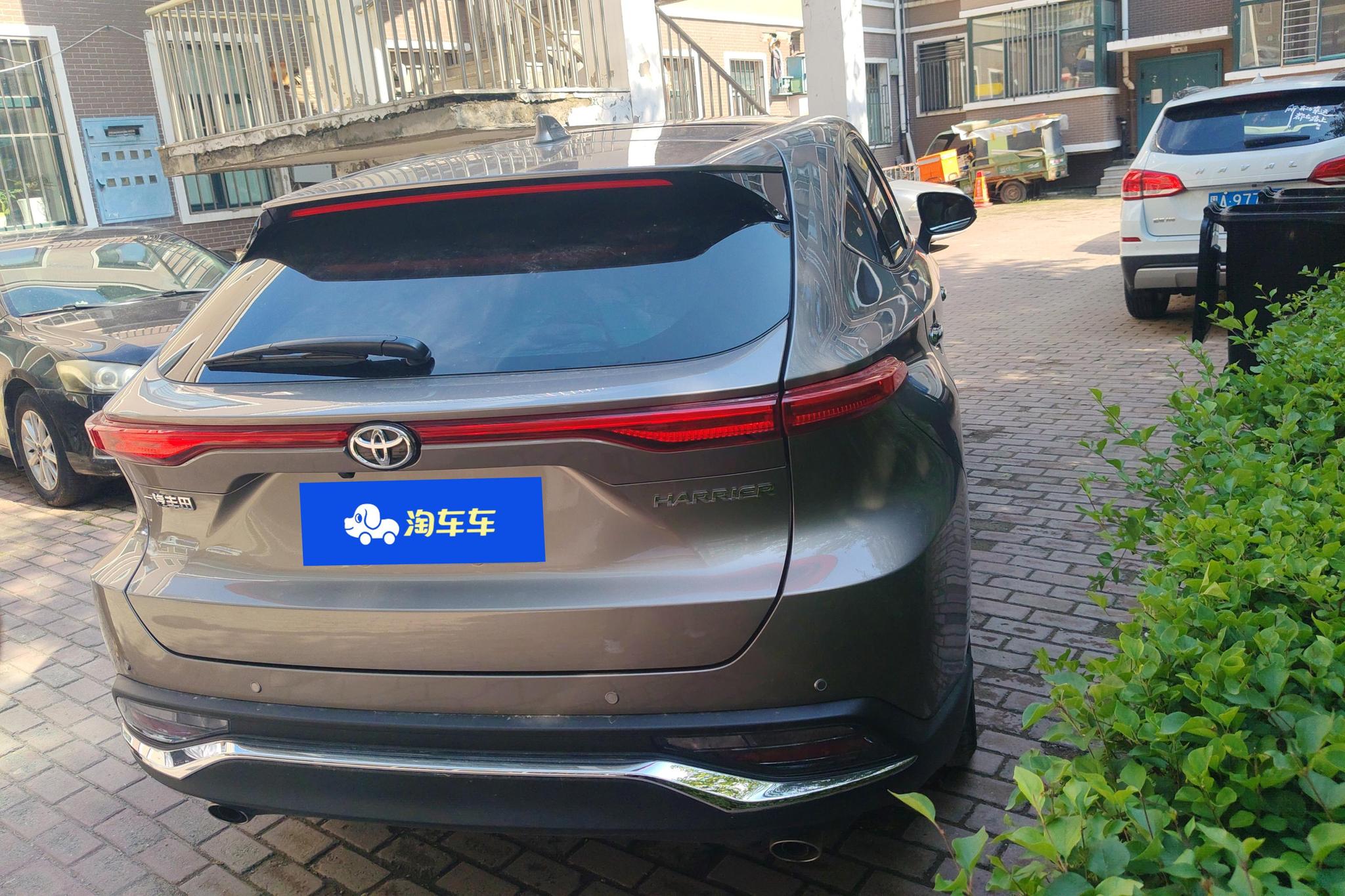 Toyota Ling Fang HARRIER 2021 Темно-серый из Китая