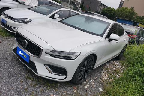 Volvo S60 2024 — пригон из Китая