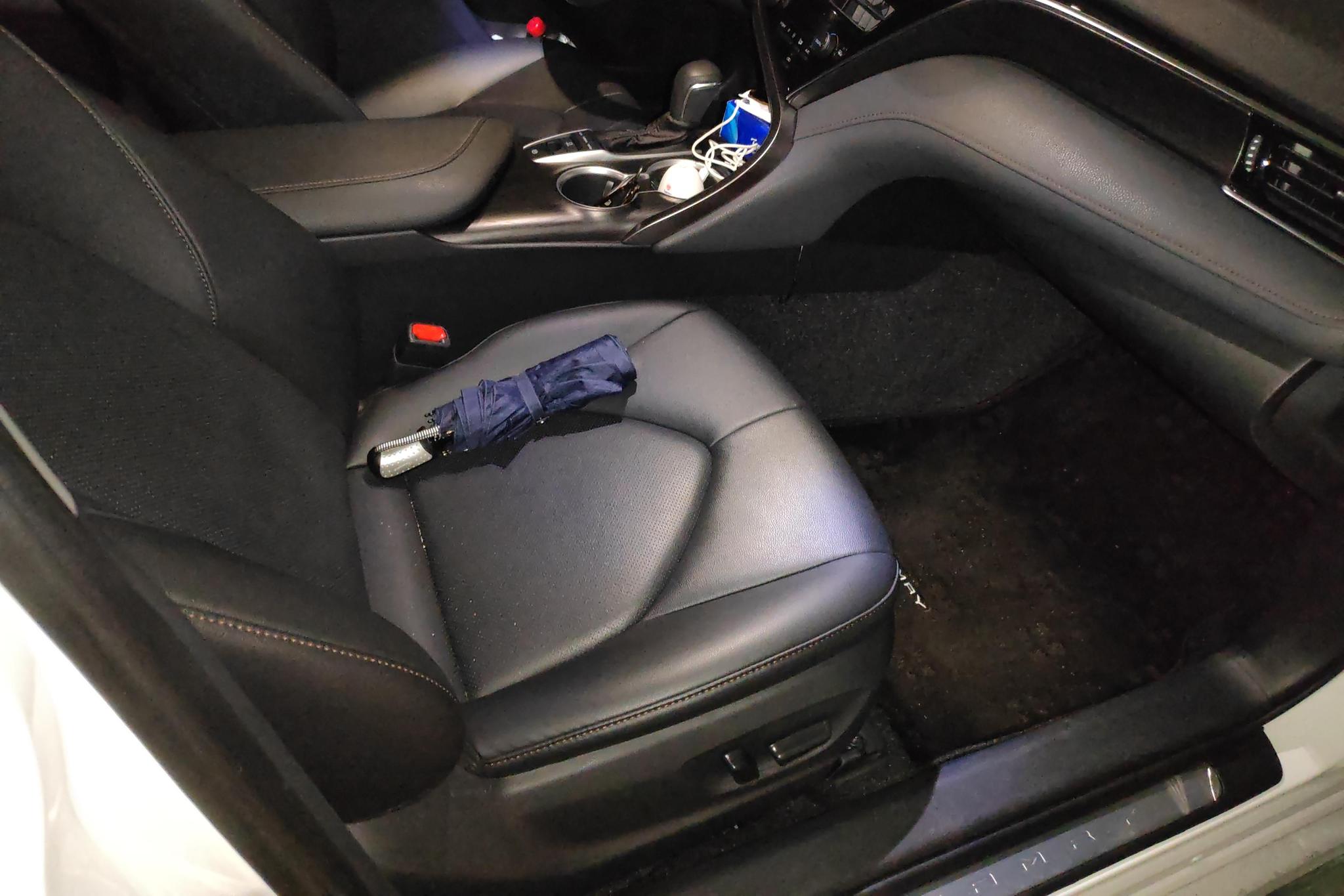 Toyota Camry id 4438004 из Китая 10