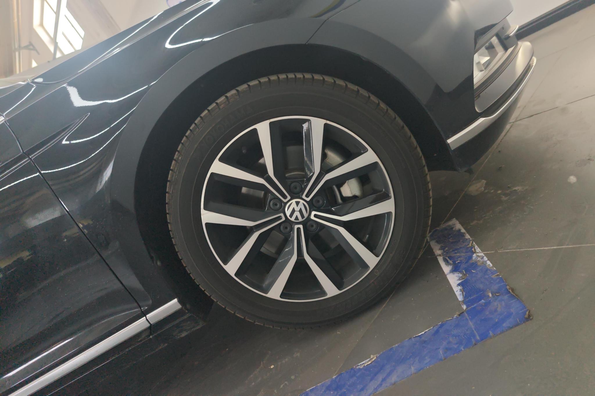 Volkswagen Magotan 2019 330TSI DSG Luxury V