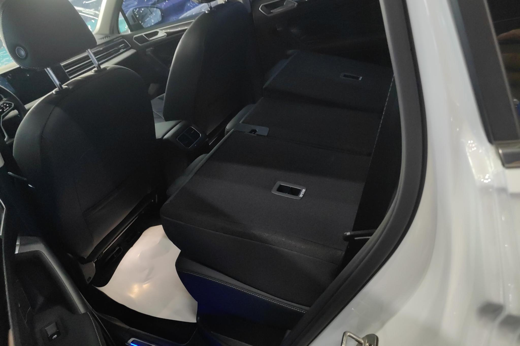 Volkswagen Tiguan L PHEV 2022 Белый из Китая, фото 6