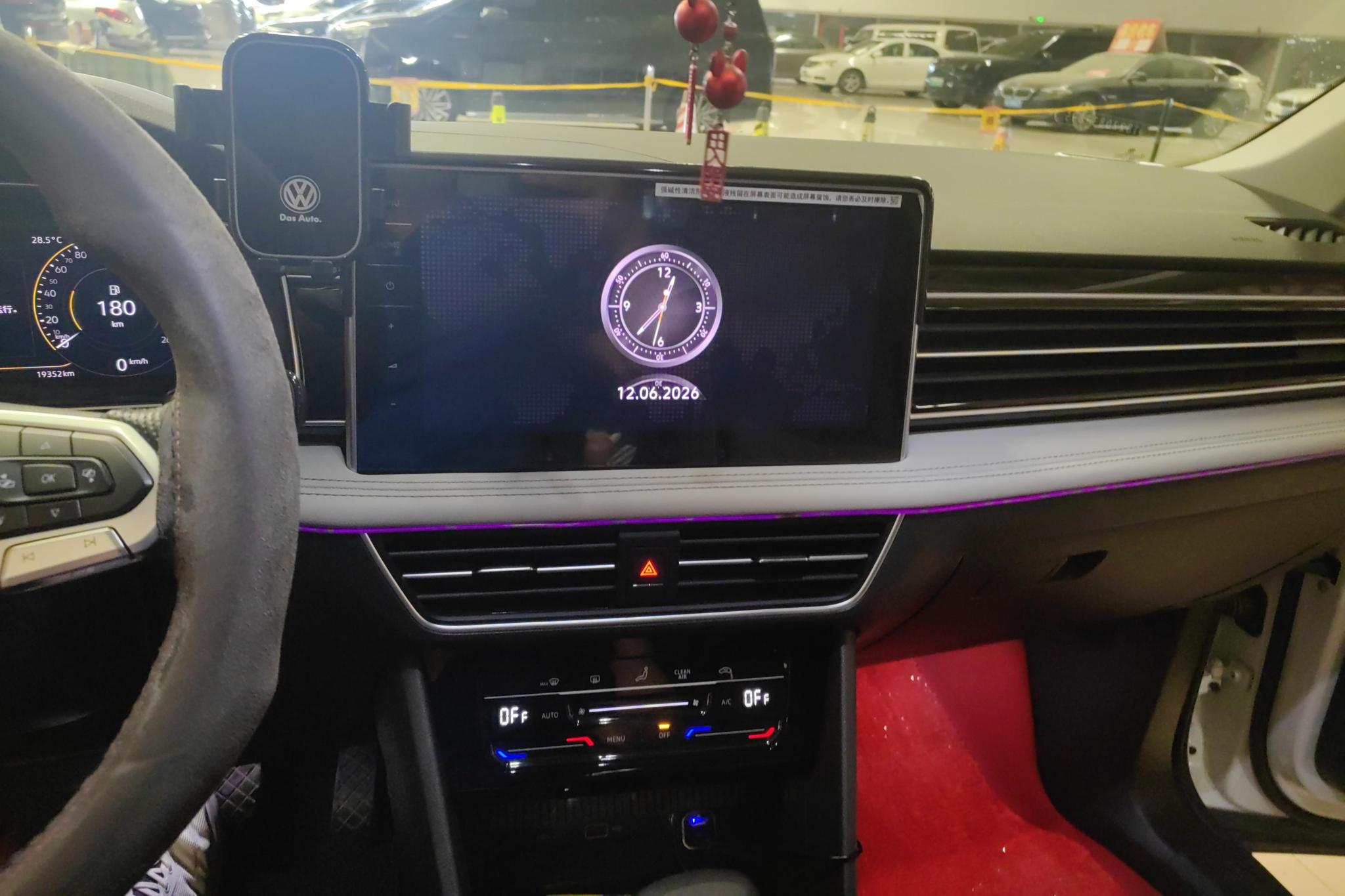 Volkswagen Tiguan L id 4439361 из Китая 7