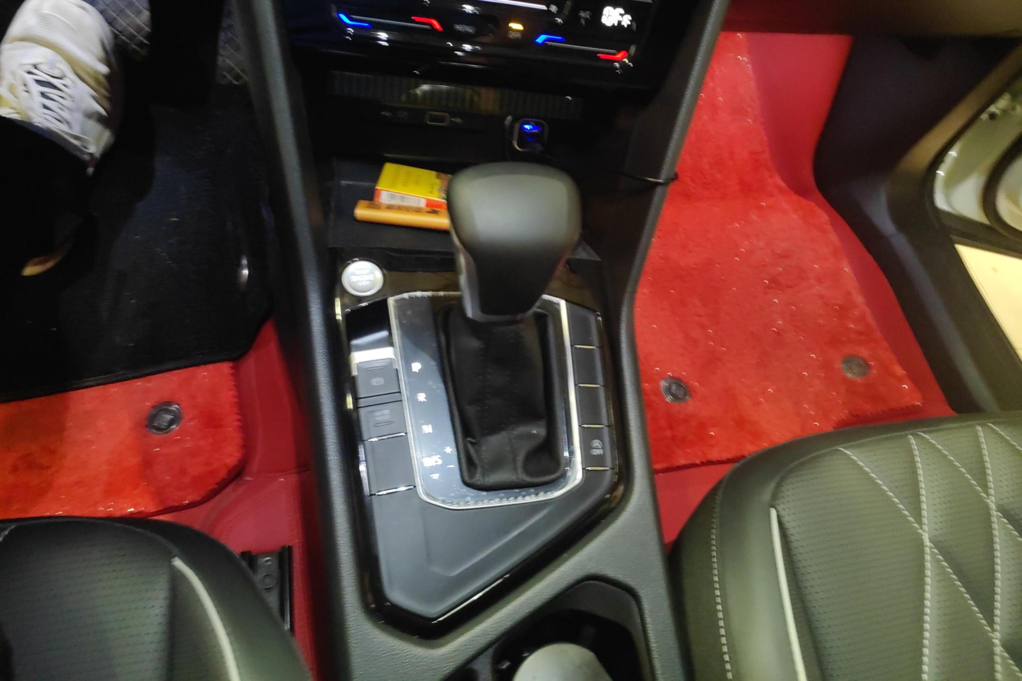 Volkswagen Tiguan L id 4439361 из Китая 11