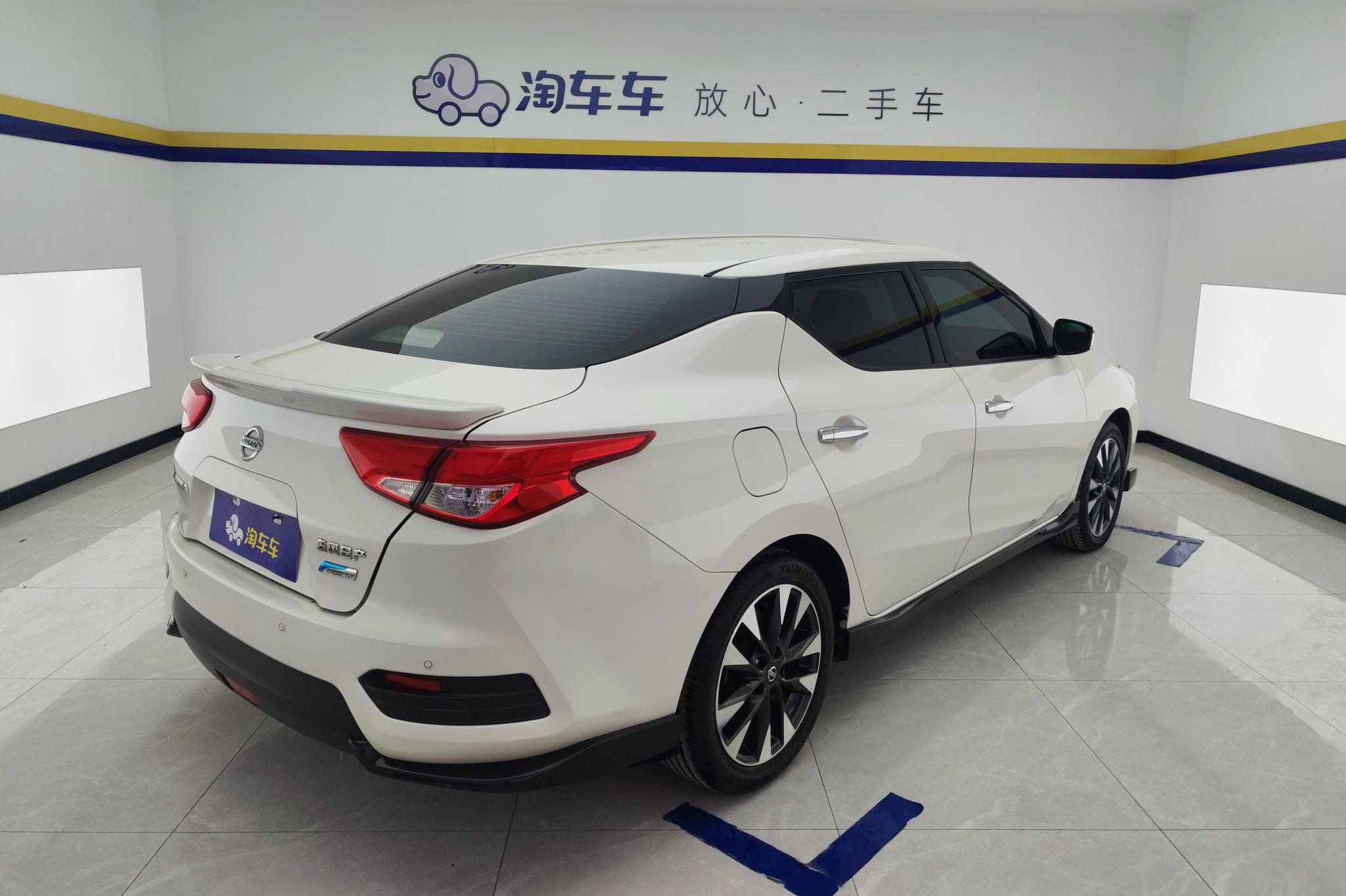Nissan Bluebird 2020 1.6L CVT VI
