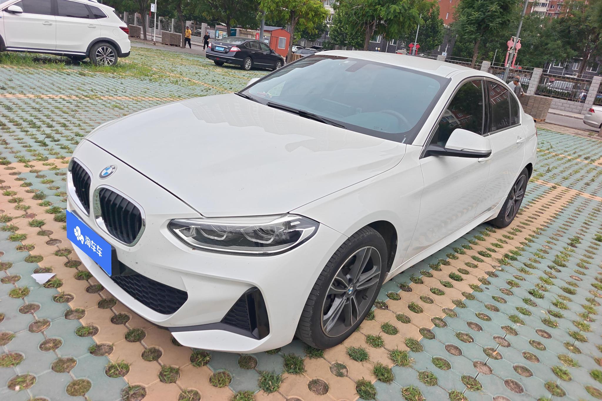 BMW 1 series 2021 Белый из Китая