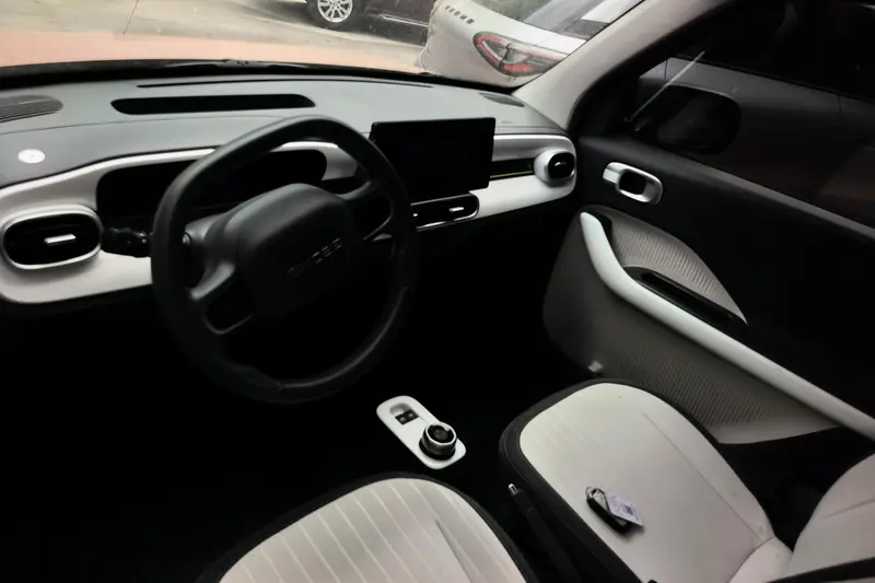 Geely Galaxy Panda — фото 4