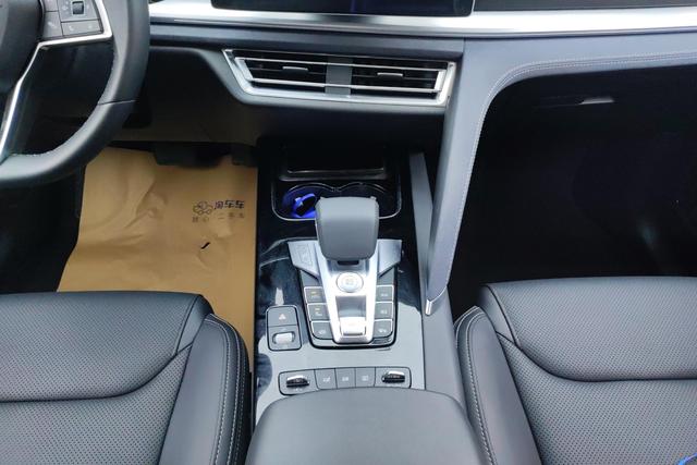 BYD SONG Pro EV 2019 — фото 12
