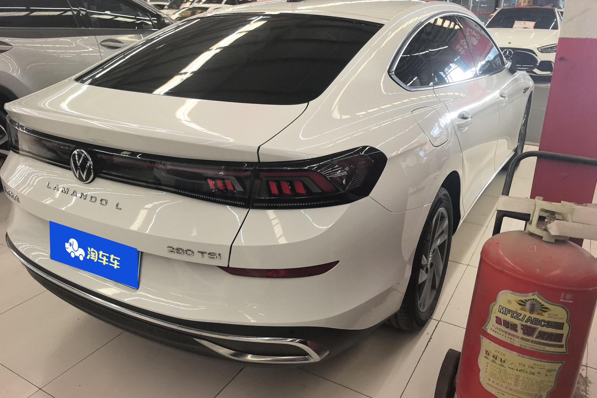Volkswagen Lingdu 2023 Белый из Китая
