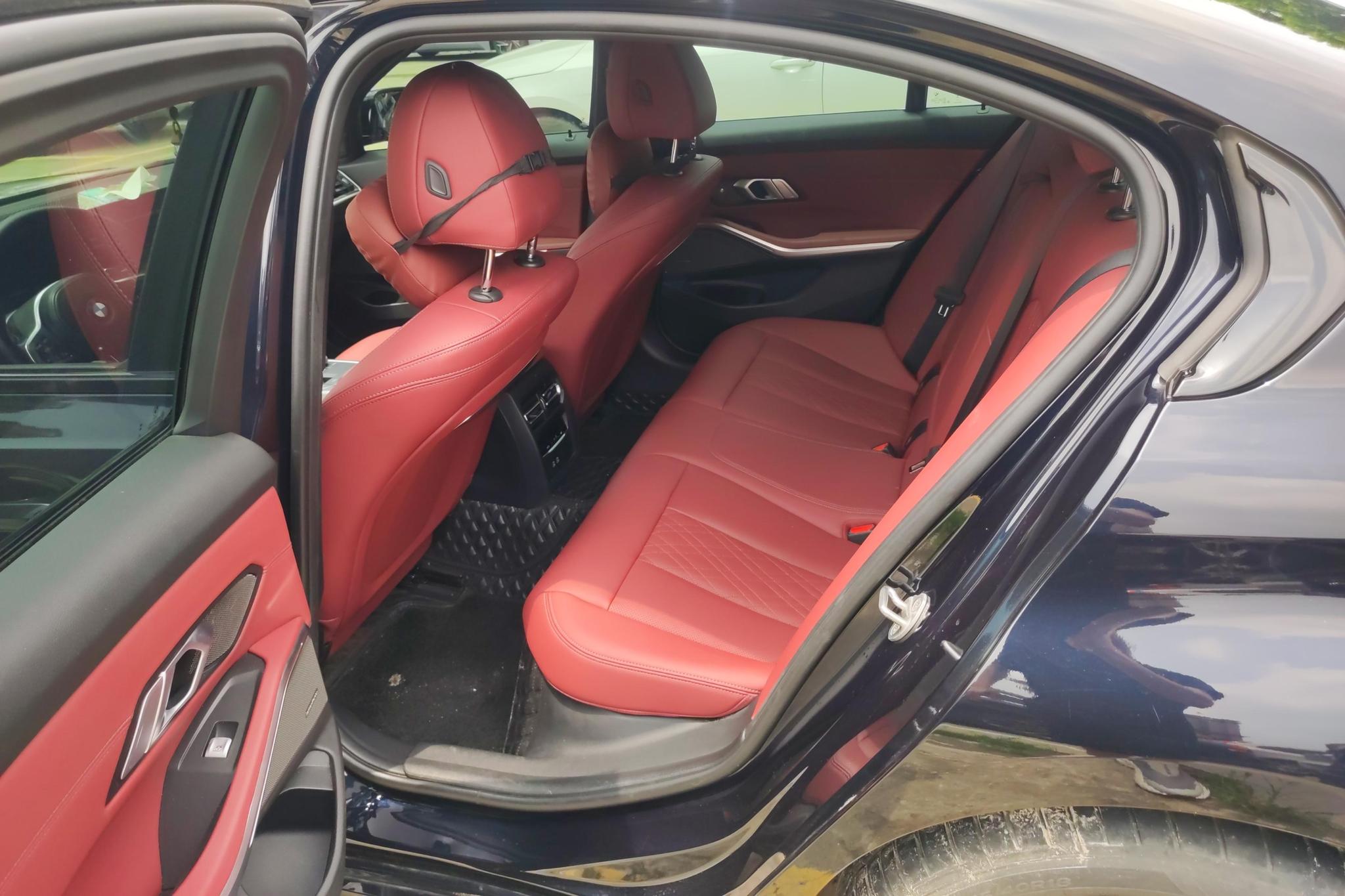BMW 3 series 2022 Черный из Китая, фото 6