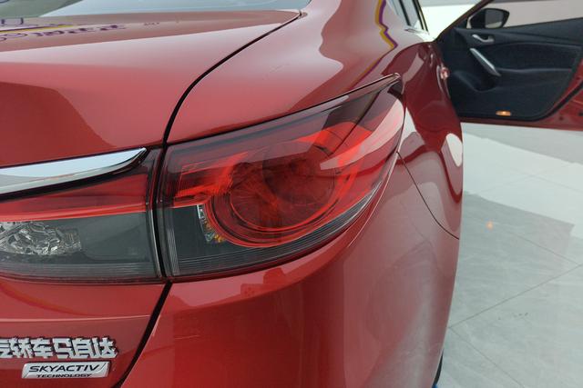 Mazda Atz 2015 — фото 10